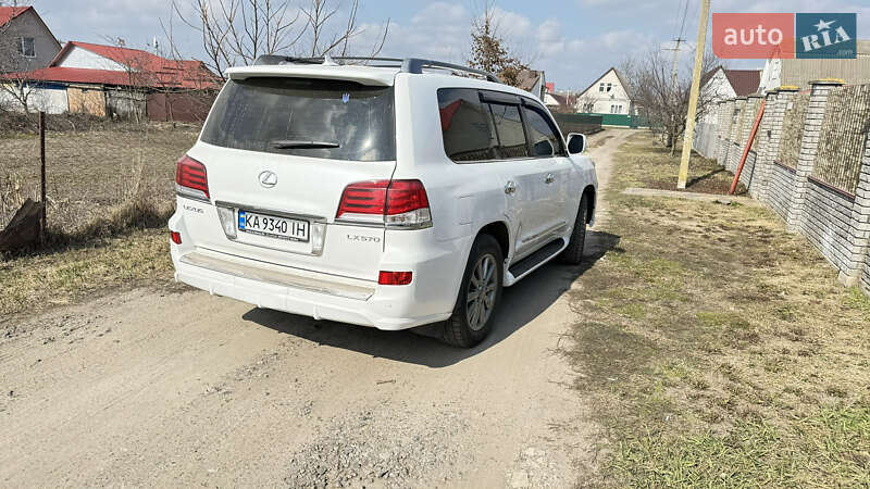 Внедорожник / Кроссовер Lexus LX 2008 в Яготине