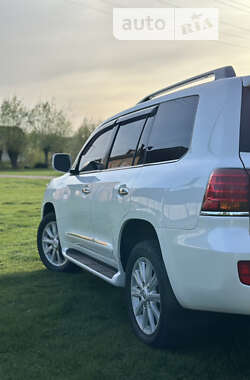 Внедорожник / Кроссовер Lexus LX 2008 в Черновцах