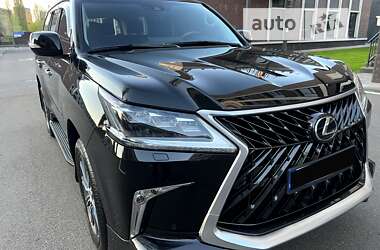 Lexus LX 2017