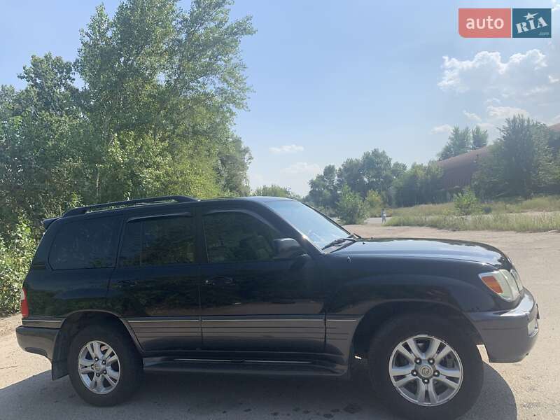 Позашляховик / Кросовер Lexus LX 2004 в Дніпрі
