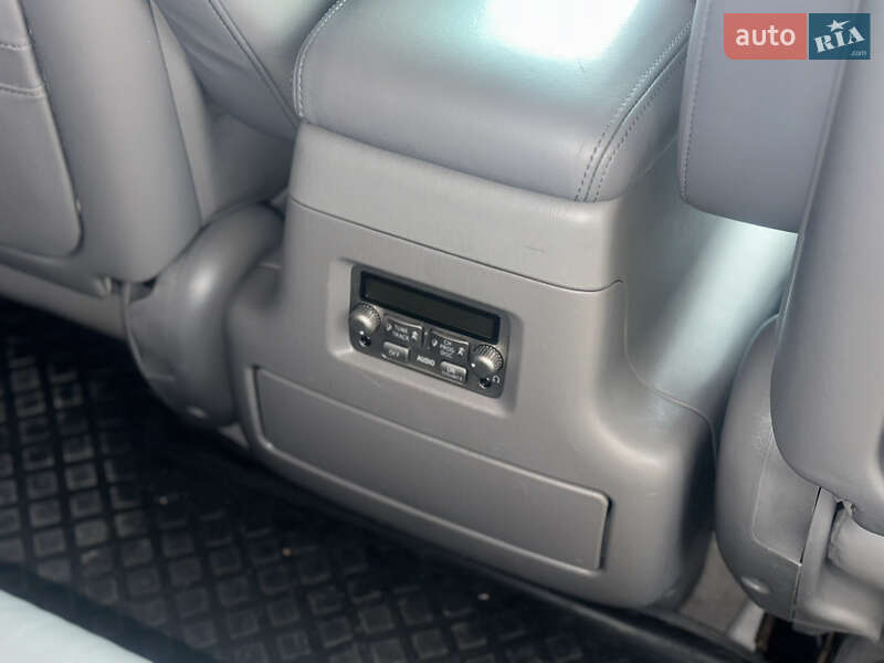 Позашляховик / Кросовер Lexus LX 2007 в Києві