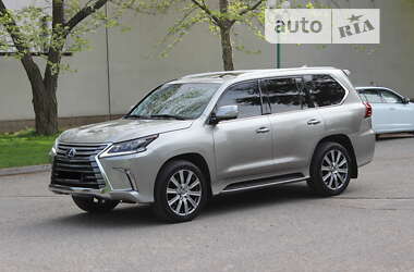 Lexus LX 2016