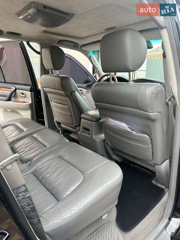 Позашляховик / Кросовер Lexus LX 2006 в Черкасах