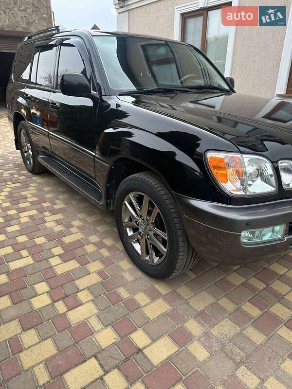 Позашляховик / Кросовер Lexus LX 2006 в Черкасах
