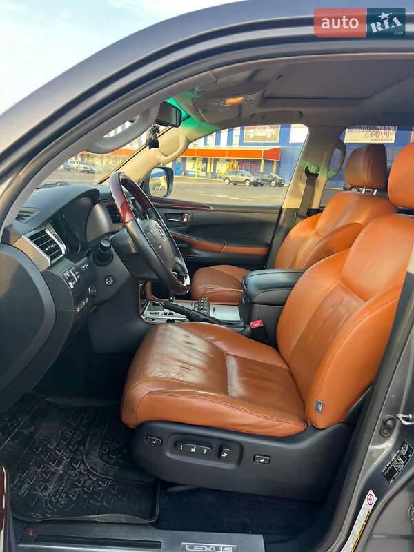 Позашляховик / Кросовер Lexus LX 2013 в Луцьку фото 5 Позашляховик / Кросовер Lexus LX 2013 в Луцьку