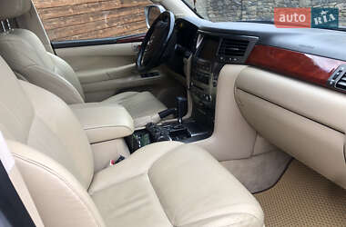 Внедорожник / Кроссовер Lexus LX 2011 в 