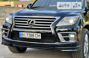 Позашляховик / Кросовер Lexus LX 2013 в Лубнах