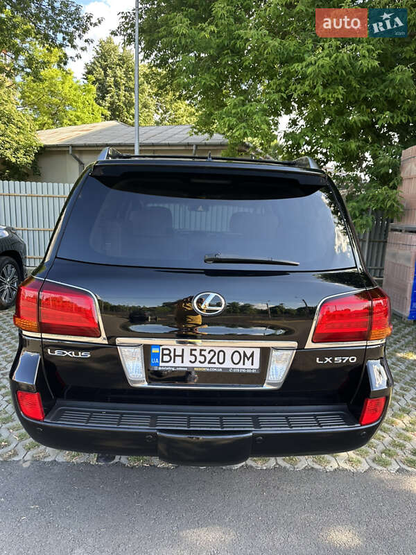 Внедорожник / Кроссовер Lexus LX 2010 в Одессе