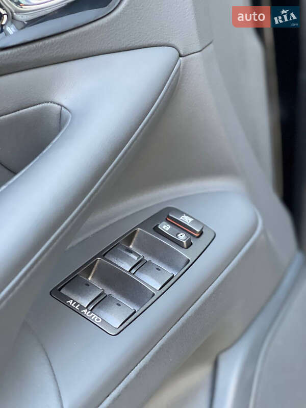 Позашляховик / Кросовер Lexus LX 2008 в Харкові