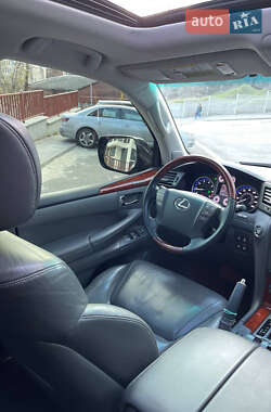 Позашляховик / Кросовер Lexus LX 2008 в 