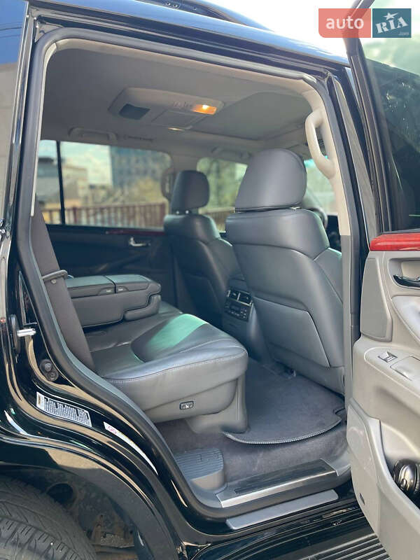 Позашляховик / Кросовер Lexus LX 2008 в Харкові