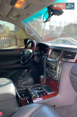 Позашляховик / Кросовер Lexus LX 2008 в 