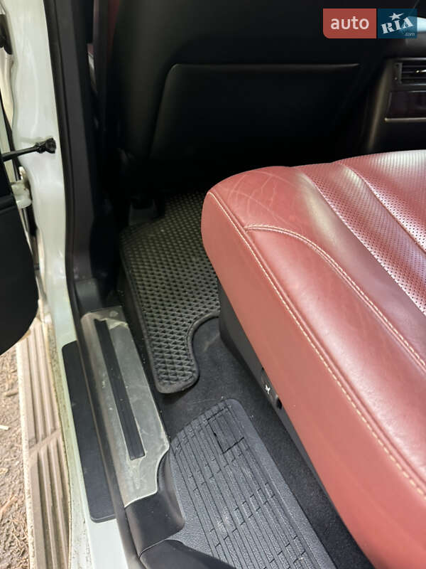Внедорожник / Кроссовер Lexus LX 2019 в Доброполье