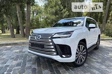Внедорожник / Кроссовер Lexus LX 2022 в 