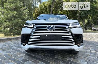 Внедорожник / Кроссовер Lexus LX 2022 в 