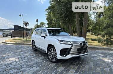 Внедорожник / Кроссовер Lexus LX 2022 в 