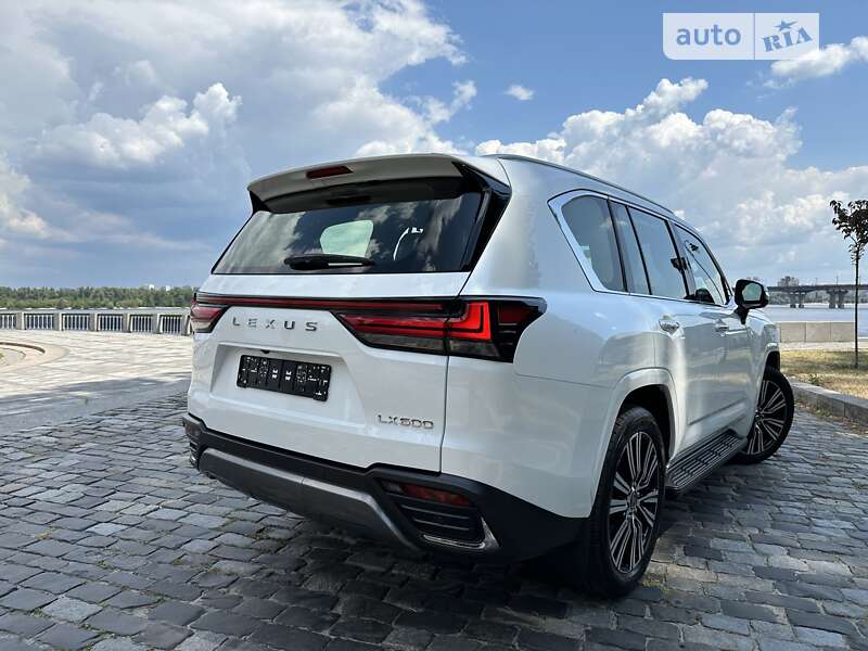 Позашляховик / Кросовер Lexus LX 2022 в Києві