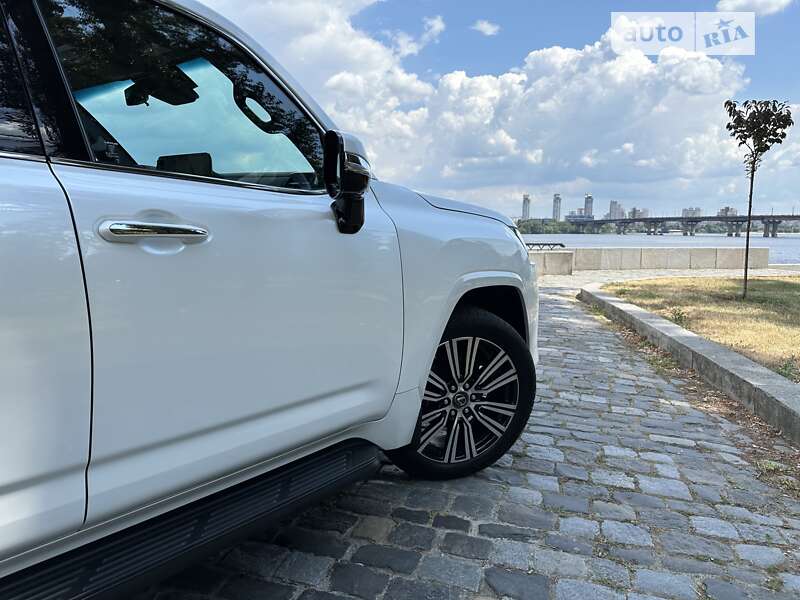 Позашляховик / Кросовер Lexus LX 2022 в Києві