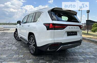 Внедорожник / Кроссовер Lexus LX 2022 в 