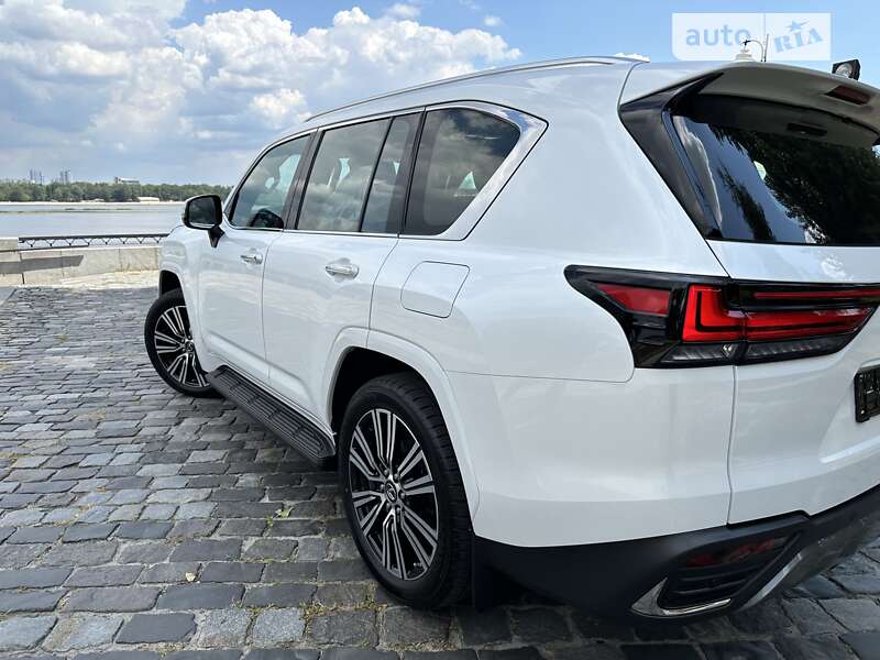 Позашляховик / Кросовер Lexus LX 2022 в Києві