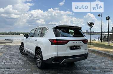 Внедорожник / Кроссовер Lexus LX 2022 в 