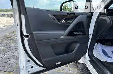 Внедорожник / Кроссовер Lexus LX 2022 в 