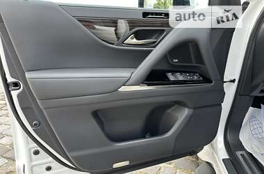 Внедорожник / Кроссовер Lexus LX 2022 в 