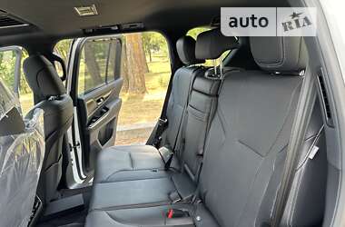 Внедорожник / Кроссовер Lexus LX 2022 в 