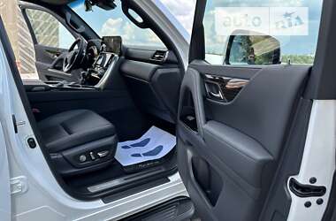 Внедорожник / Кроссовер Lexus LX 2022 в 