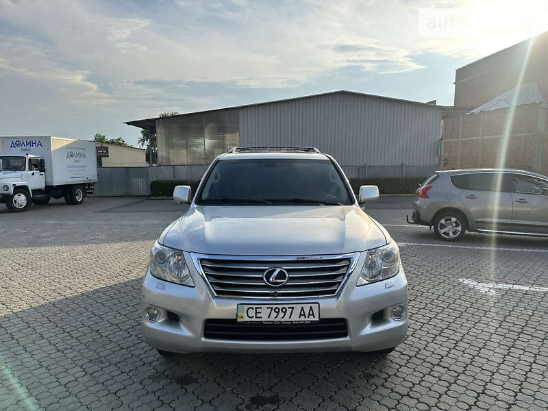 Позашляховик / Кросовер Lexus LX 2008 в Чернівцях