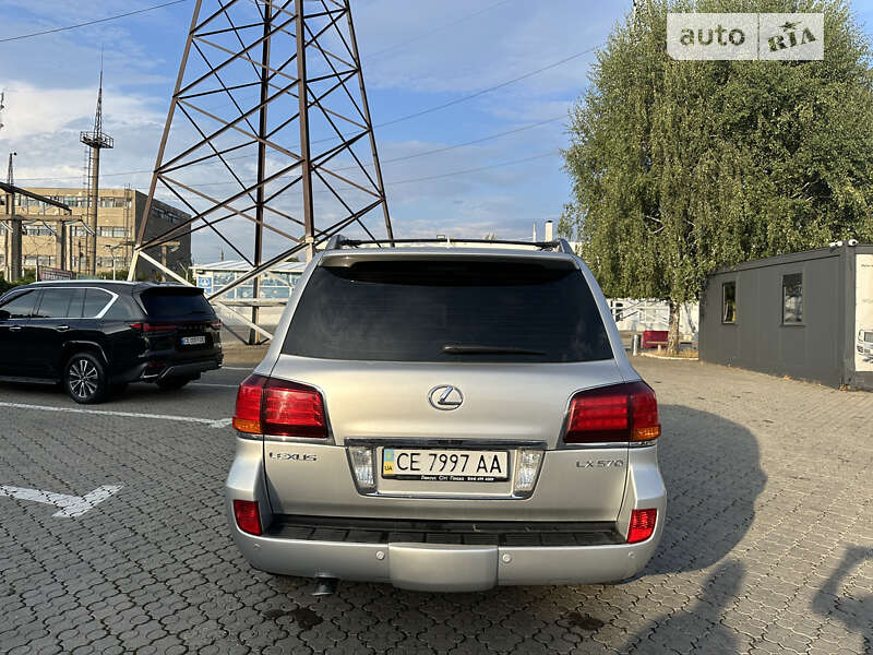 Позашляховик / Кросовер Lexus LX 2008 в Чернівцях