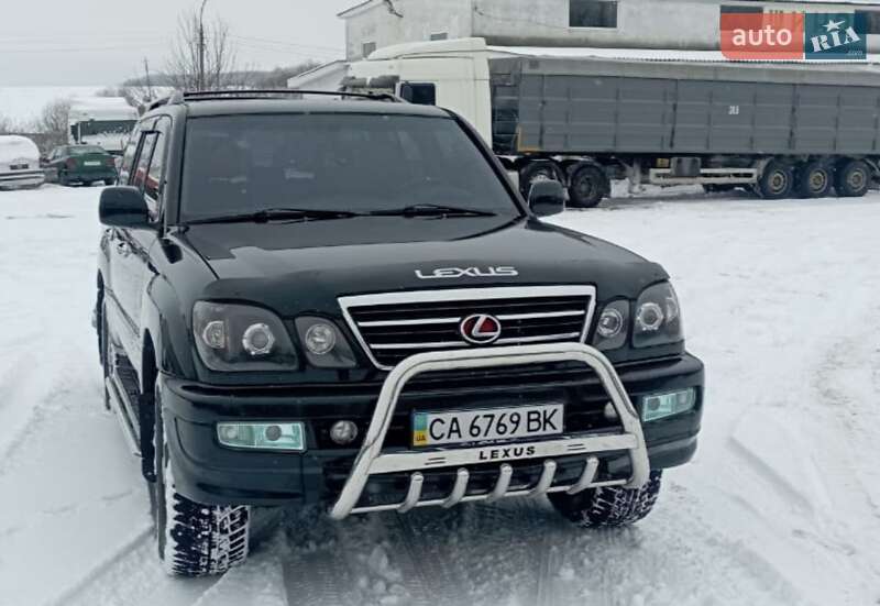 Lexus LX 2003
