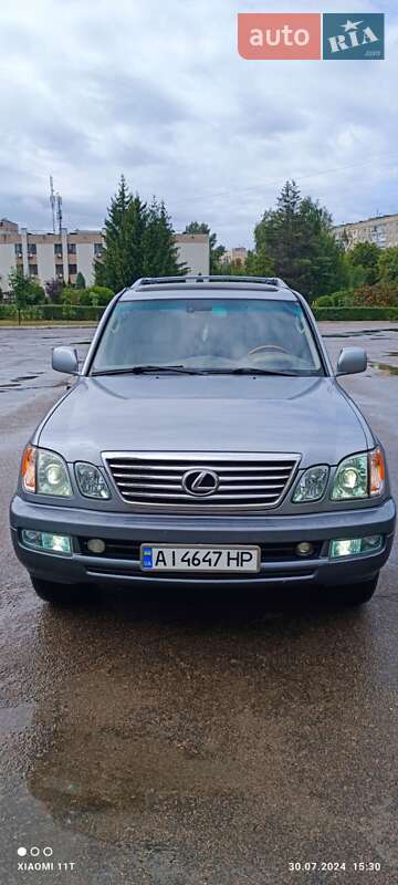 Lexus LX 2004