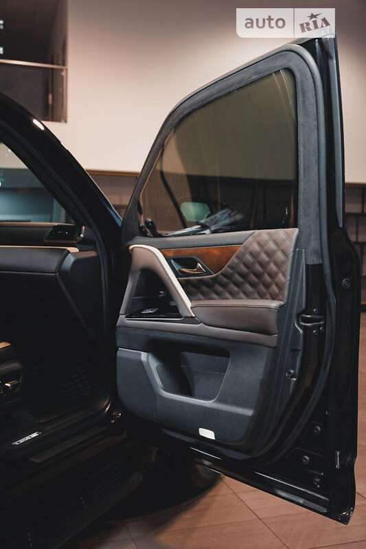 Внедорожник / Кроссовер Lexus LX 2024 в Днепре