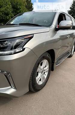 Внедорожник / Кроссовер Lexus LX 2017 в 