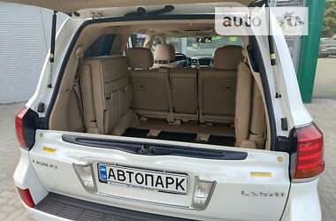 Позашляховик / Кросовер Lexus LX 2007 в Дніпрі