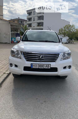 Lexus LX 2008