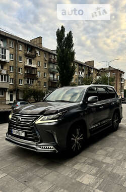 Внедорожник / Кроссовер Lexus LX 2017 в Киеве