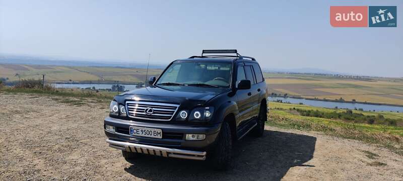 Позашляховик / Кросовер Lexus LX 2004 в Чернівцях