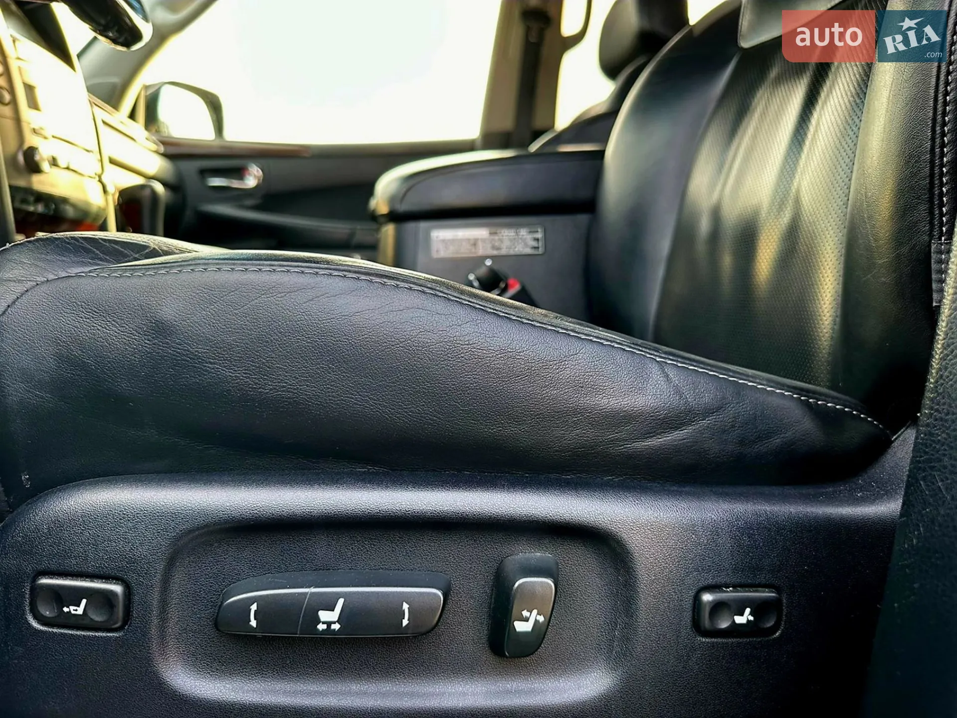2012 Lexus LX - мініатюра 4