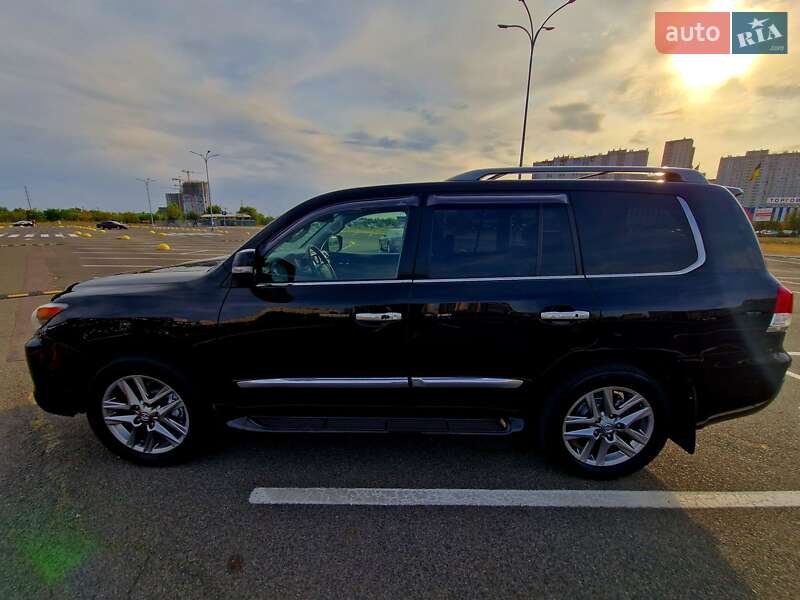 Позашляховик / Кросовер Lexus LX 2012 в Києві