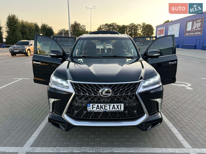Внедорожник / Кроссовер Lexus LX 2011 в Тернополе