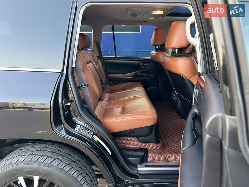 Внедорожник / Кроссовер Lexus LX 2011 в Тернополе