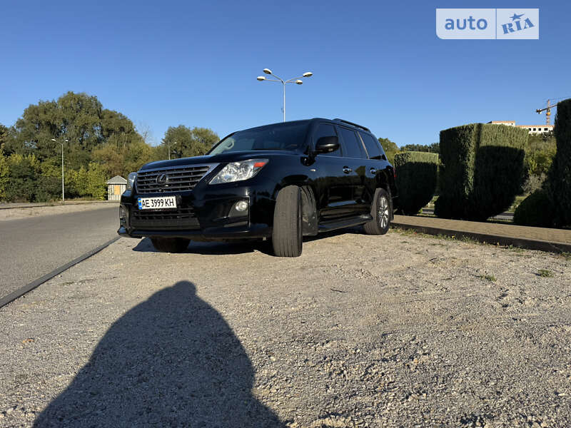Позашляховик / Кросовер Lexus LX 2010 в Дніпрі