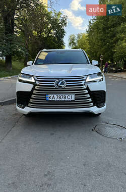 Внедорожник / Кроссовер Lexus LX 2022 в 