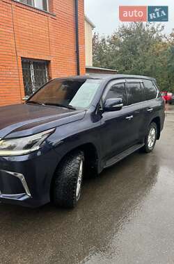 Позашляховик / Кросовер Lexus LX 2017 в Києві