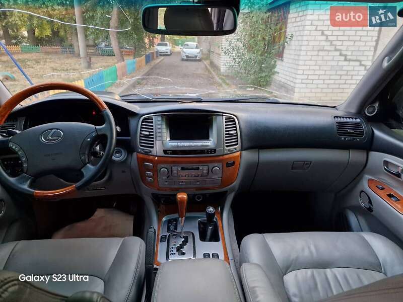 Позашляховик / Кросовер Lexus LX 2007 в Черкасах