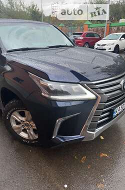 Позашляховик / Кросовер Lexus LX 2017 в Києві