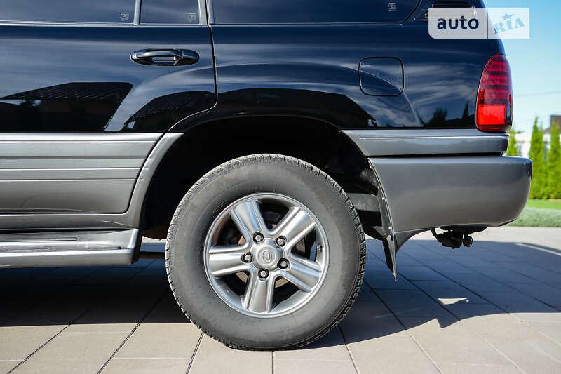 Позашляховик / Кросовер Lexus LX 2006 в Ковелі