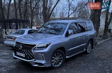 Lexus LX 2008